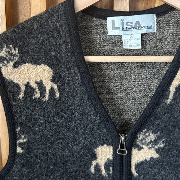 Vintage Lisa International 100% Boiled Wool Zip Front Sweater Vest. L - Picture 4 of 8